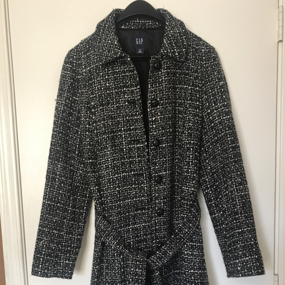 GAP black & white coat